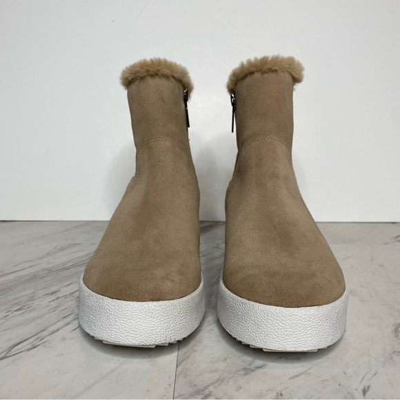 New! Blondo Haven Faux Fur Waterproof Suede Tan Bootie 9M - Picture 2 of 14